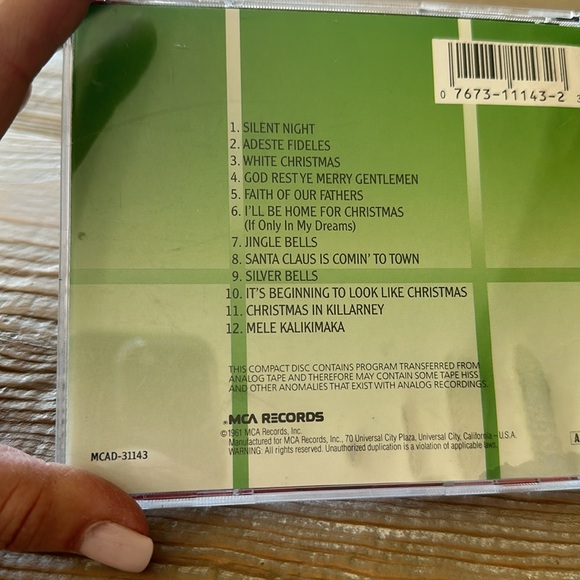 Bing Crosby Merry Christmas CD - Picture 4 of 6